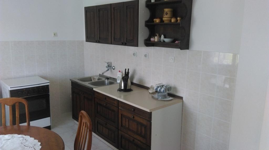 Apartment Ruzica Krstic ヘルツェグ・ノヴィ エクステリア 写真