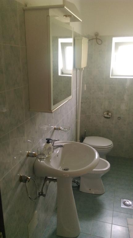 Apartment Ruzica Krstic ヘルツェグ・ノヴィ エクステリア 写真